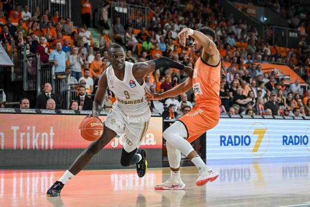 进入职业足 进入职业足