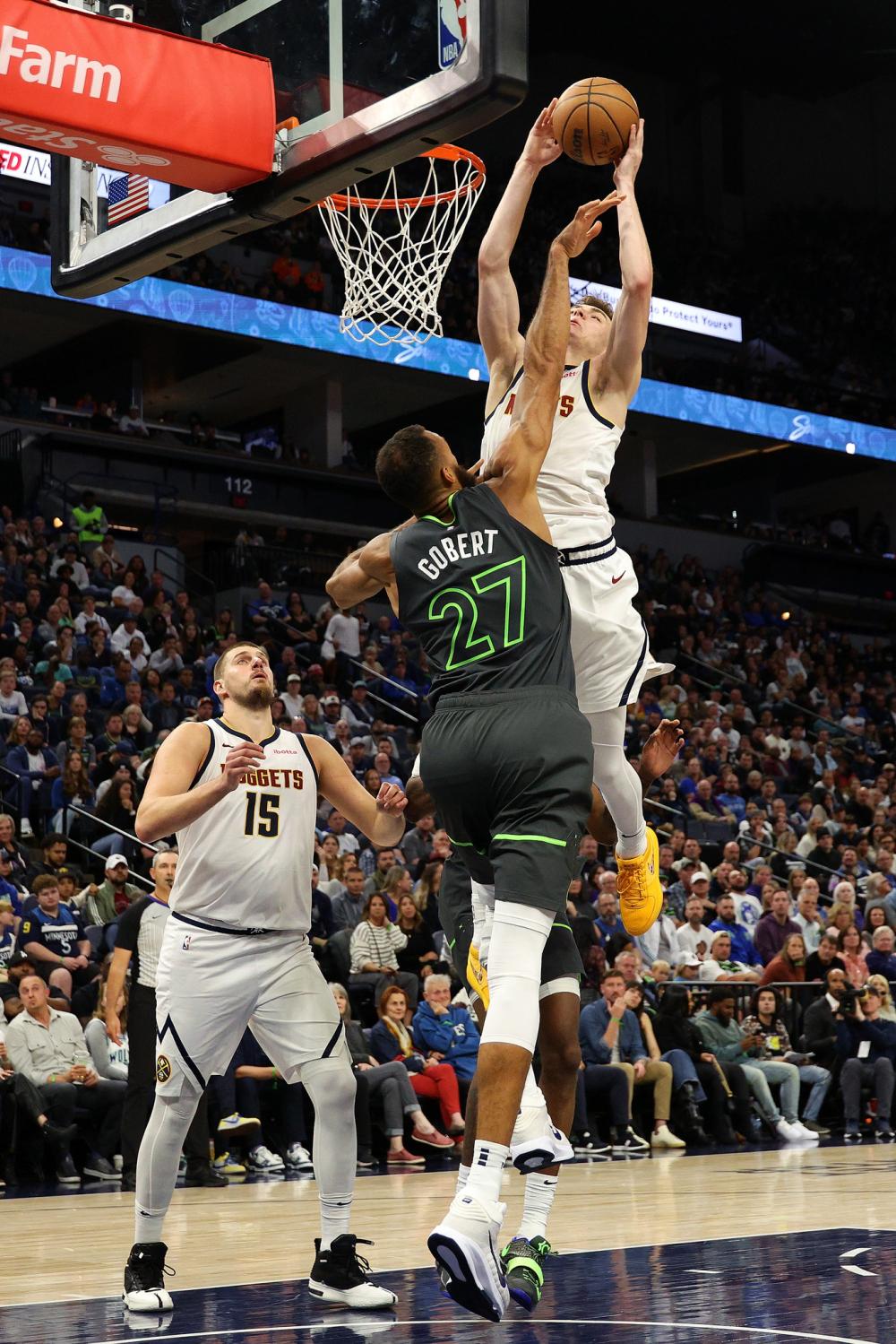 莱昂纳德用 莱昂纳德用