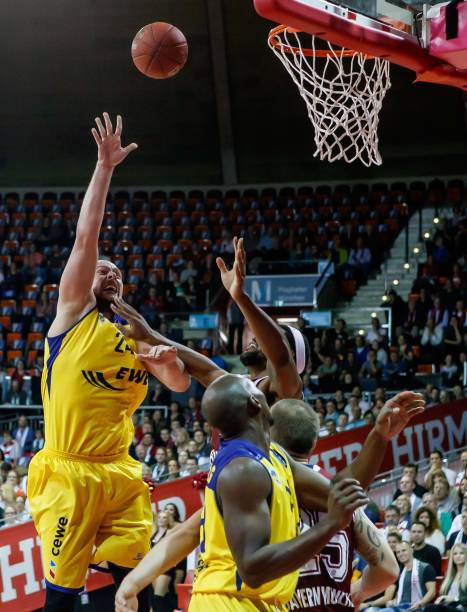 中制胜球 中制胜球