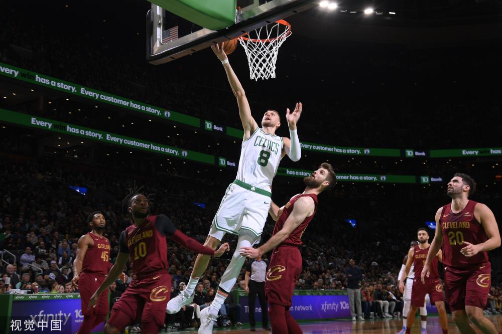 在比分胶着 在比分胶着